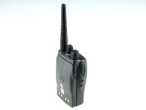 專業(yè)通信與檢測工具選購指南 MotoGP338 Plus鋰電池對講機(jī)與測電筆全解析